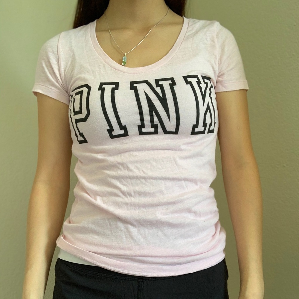 Vs pink tee